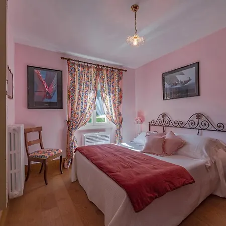 San Siro Sleeps 6 Pool Wifi San Siro (Lombardy)