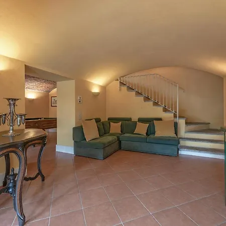 San Siro Sleeps 6 Pool Wifi Villa San Siro (Lombardy)